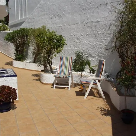 Topping Nerja